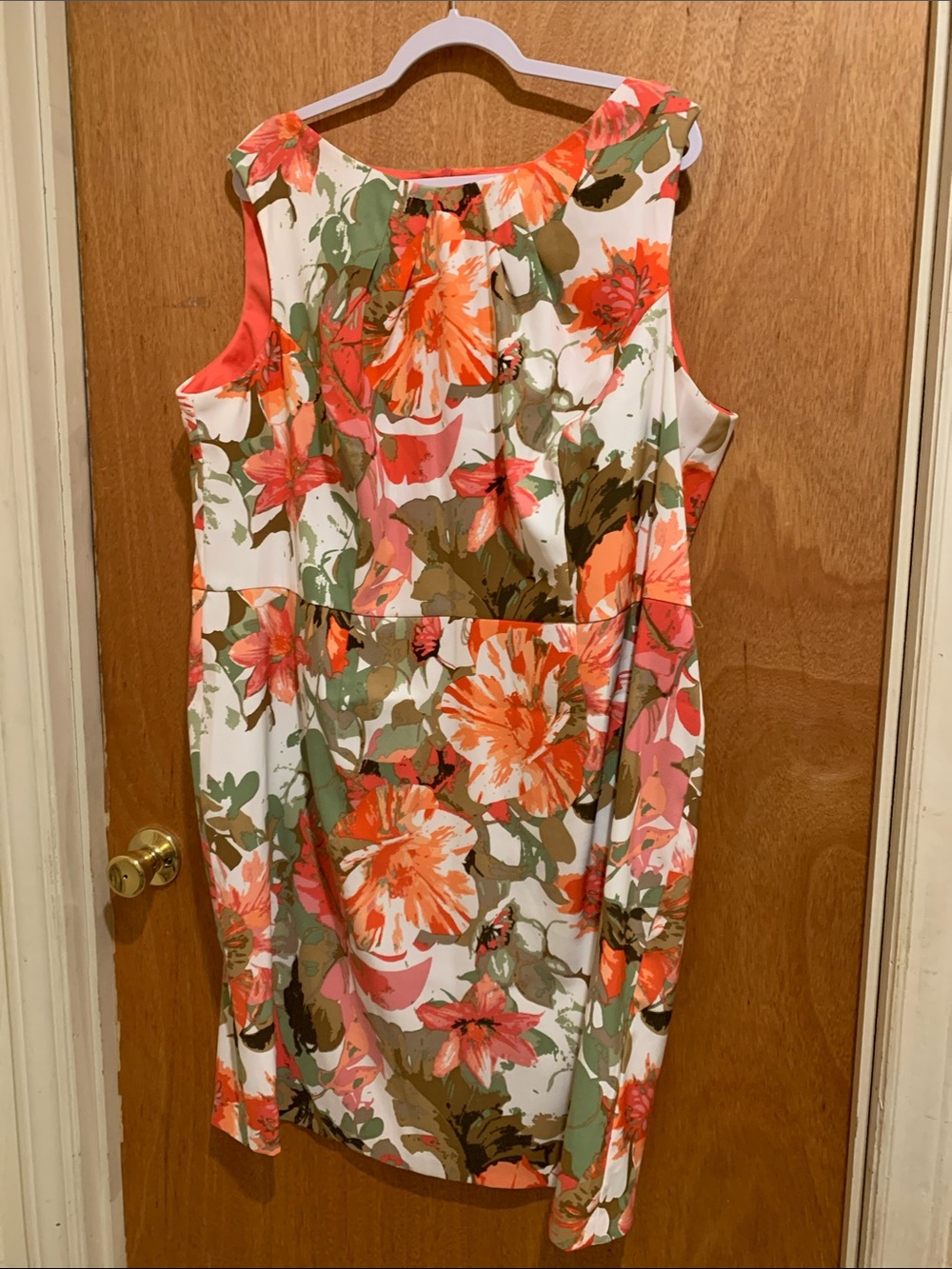 Dressbarn Pretty Floral Sleeveless Miidi Dress Size 22